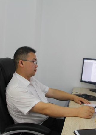 唐汉成律师（金融保险组长）